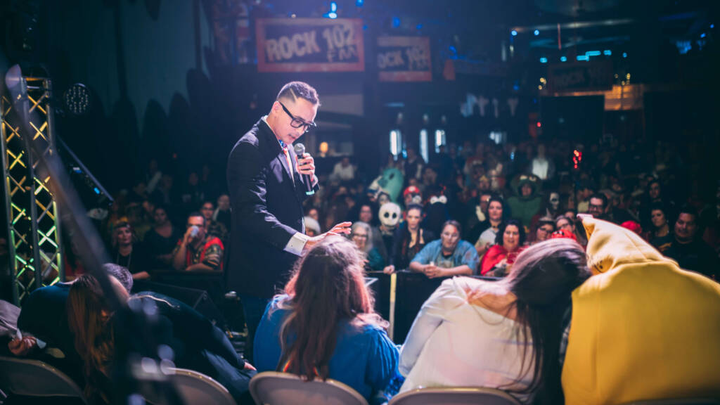 Hypnotist. Magician. Mentalist.